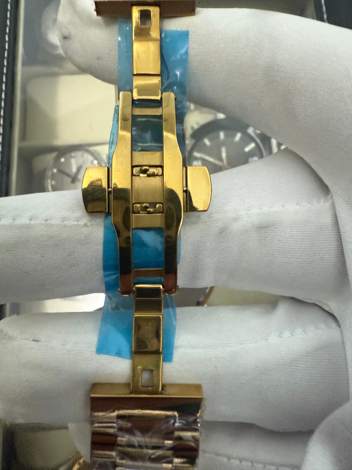 Diesel Gold Dial Stainless Steel Bracelet Quartz Fashion Men's Wristwatch DZ1466