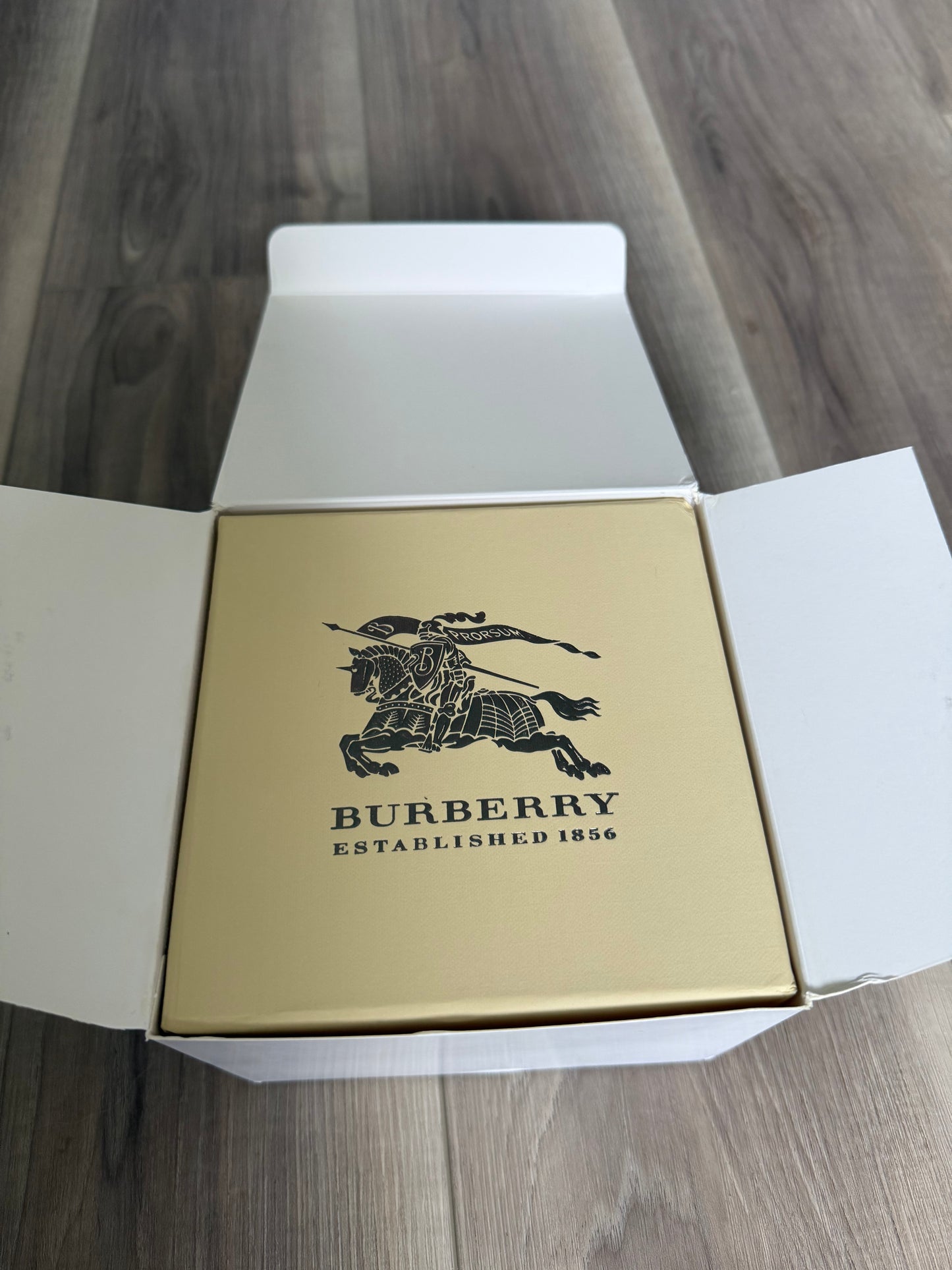 BURBERRY THE CITY BU9380 Stainless Steel Black Dial Chronograph new Men's Watch